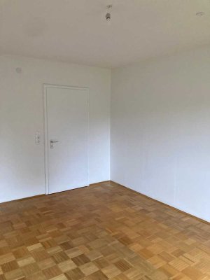 4-Zimmerwohnung über den Dächern von Naila mit großen Balkon