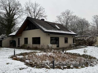 Wochenendhaus mit großem Grundstück in Schneverdingen-Wintermoor