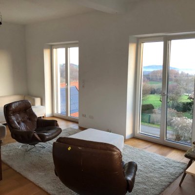 Vermiete sonnige 2-Zimmer-Wohnung in absoluter Ruhelage / Rent sunny 2-room apartment in an absolutely quiet location