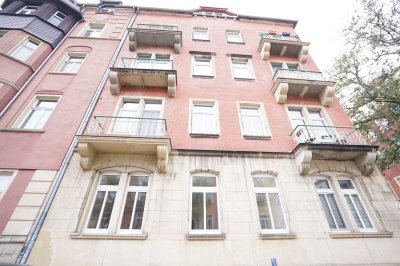 **2-Raum-Wohnung mit EBK und Balkon**