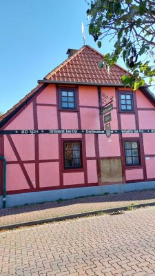 3-Zimmer-Wohnung im Fachwerkhaus, mit Terrasse und EBK in Lehre