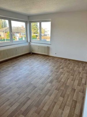 Helle schöne 2 Zimmerwohnung zum 01.03.2025 vermietbar!