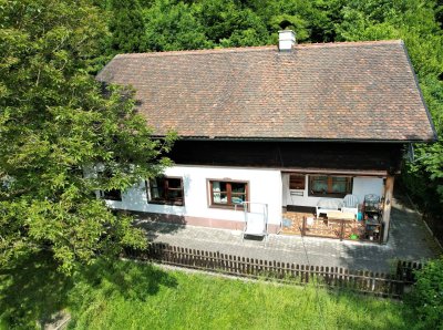 Einfamilienbungalow im Landhaus Stil mit großzügigen Garten