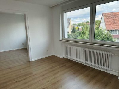 Schöne, vollständig renovierte 2,5-Zi- Wohnung mit Balkon in Bad Nenndorf