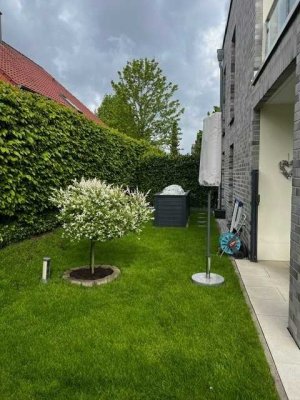 Eine Erdgeschosswohnung mit Gartenanteil und Garage in ruhiger Lage erwartet Sie hier!