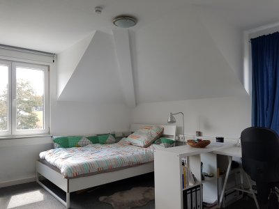 Große & Helle WG-Zimmer für Studenten - Sommersemester 2024 - Wintersemester 2024/25 - Killesberg (S-Nord)