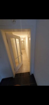 2 zimmerwohnung mit EBK und Abstellraum Terasse