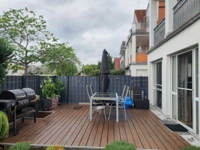 Helle, geräumige 3-Zimmer-Wohnung mit Wintergarten und Terrasse