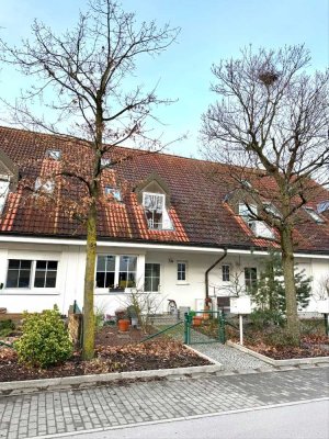 freies Reihenmittelhaus (WEG) mit kleinem Garten und 2 Pkw-Stellplätzen zu verkaufen!