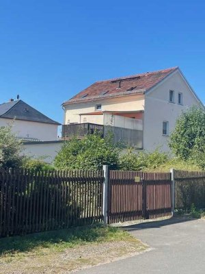 08459! Familie gesucht für geräumiges EFH + Anbau, kl. Werkstatt u. Garage auf großem Grundstück!