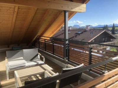 Große Dachterrassenwohnung mit traumhaftem Bergblick auf Alpen und Sonnenuntergang - Provisionsfrei