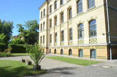 Frei stehende 4-Raum-Wohnung mit Balkon in Gohlis zu verkaufen