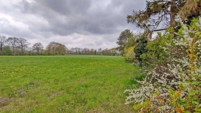 Garstedt: Mehrfamilienhaus mit Erweiterungsmöglichkeiten