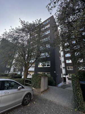 Geschmackvolle 3-Zimmer-Wohnung mit Balkon und EBK in Friedrichsdorf