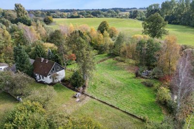 Wohnen mit Weitblick: Zwei Häuser auf 7.600 m² – perfekt für das Leben mit Mehrgenerationen