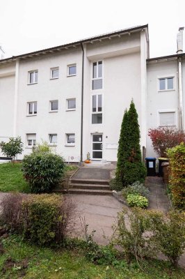 Absolute Rarität: unvermietetes 4-Familienhaus in Top-Lage von Fellbach (am Fuße des Kappelbergs)!