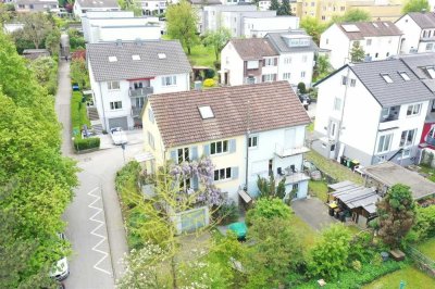 Stadtnah Wohnen in Ravensburg - Renovierungsbedürftige Doppelhaushälfte für die kleine Familie mit v