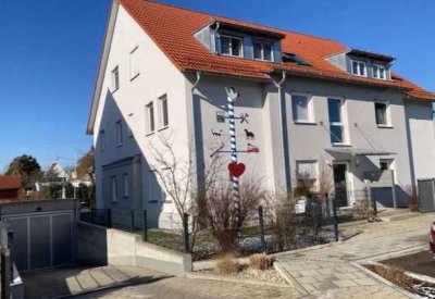 Tolle 3- Zimmerwohnung mit großem Balkon