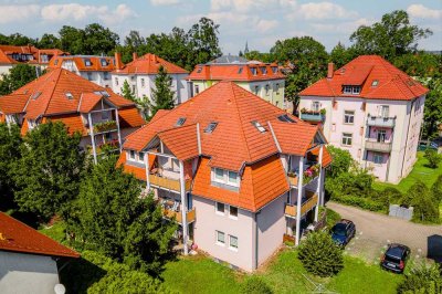 Kaufen, renovieren, einziehen! - Funktionale 3-Raum-ETW in Cotta mit Balkon und TG-Stellplatz.