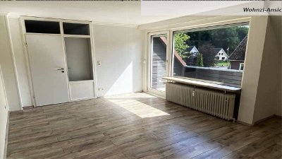 Dachgeschosswohnung mit 3 Zimmern und Balkon in Itzehoe