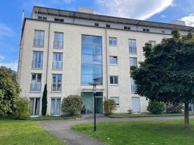 Geschmackvolle, gepflegte 3-Zimmer-Wohnung mit geh. Innenausstattung mit Balkon in Köln Rodenkirchen