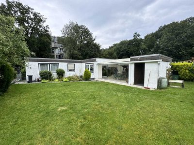 Sanierungsbedürftiger Bungalow in Wulfen-Barkenberg mit schönem Grundstück