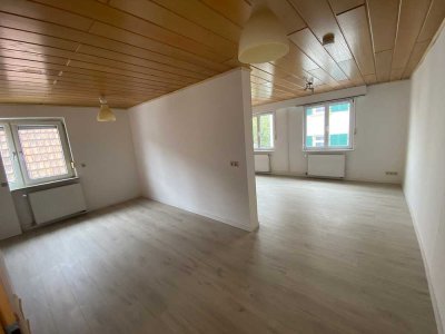 PROVISIONSFREI! Modernisierte 3-Zimmerwohnung, 1.OG, 68m² - Neustadt Duttweiler