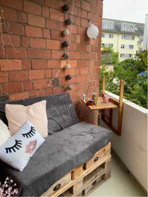 Freundliche 1-Zimmer-Wohnung mit Balkon in Köln-Raderberg