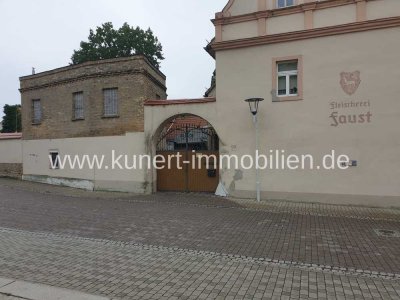 Wohn- und Geschäftshaus im Stadtzentrum von Merseburg mit angrenzendem Baugrundstück für Wohnungsbau