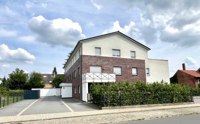 Ihr neues Zuhause! Moderne Wohnung mit offener Küche und Dachterrasse!