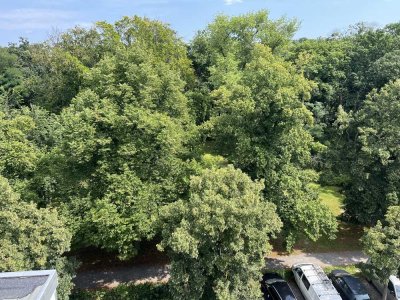 Östl. Ringgebiet - direkt am Prinzenpark - Erstbezug nach Dachneuausbau  - EBK - Loggia