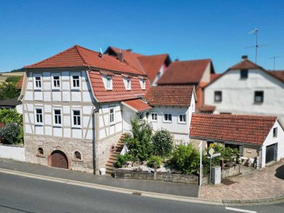 Einziehen & Wohlfühlen: Sanierter Fachwerktraum auf dem Land!