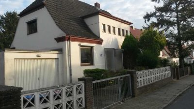 Schönes Haus mit fünf Zimmern in Hamburg, Großflottbek