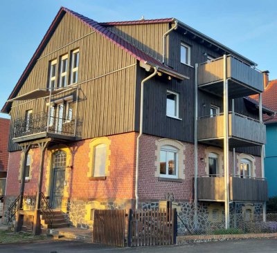 Attraktive 4,5-Zimmer, 2 Bäder, Balkon u. Gäste WC, Erstbezug nach Komplettausbau eines Bauernhauses