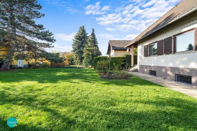 TOP SPOT• TOP CHOICE! Gepflegtes Einfamilienhaus mit großem Garten • Hohe Lebensqualität vor den Toren Wiens • Vielfältige Möglichkeiten!