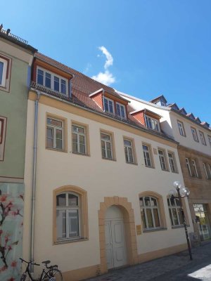 Galerie-Wohnung in historischem Stadthaus