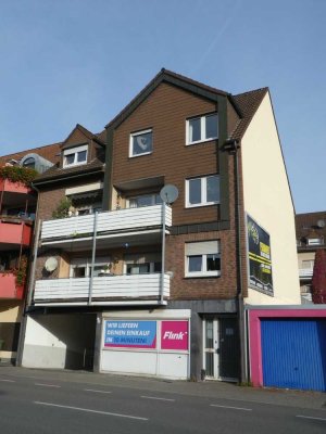 6-Zi.-Maisonette-Wohnung mit Süd-Balkon in zentraler Lage von Moers