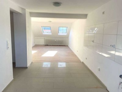 Helle DG-Wohnung im Zentrum von Mönchengladbach Rheydt