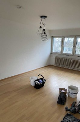 Sehr zentrale, helle 3-Zimmer-Wohnung in Karlsruhe-Mühlburg