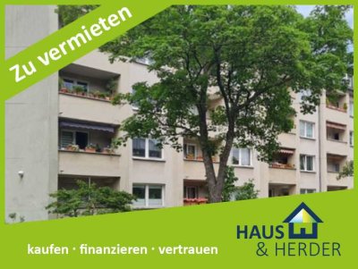 Ideal zum verkleinern ! Schöne  2 Zimmer Wohnung  mit Balkon Einbauküche in Düsseldorf-Derendorf