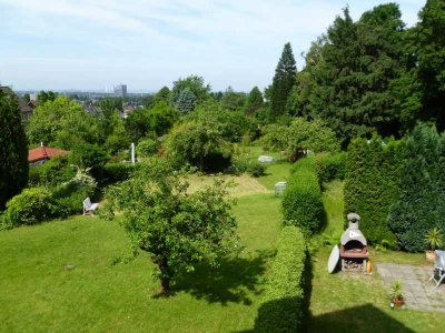 Charmanter Altbau mit Wohnküche! Eigener Garten!