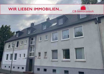 Gutes kleines Investment ! Ordentliche DG Wohnung mit netten Mietern gut vermietet