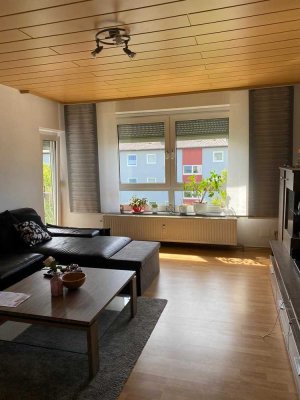 Ansprechende 3-Zimmer-Wohnung mit Balkon und Einbauküche in Saarlouis