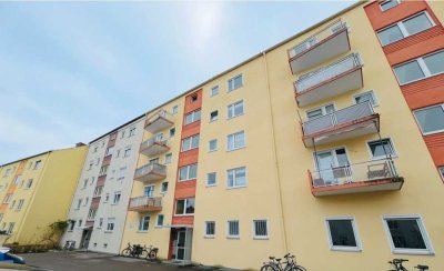 IMMO LOVE Göggingen- ETW mit 2 ZKB, 54 m², Balkon, EBK! Frei