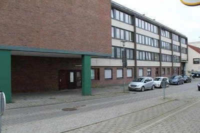 Ihr neues Zuhause in Bad Oldesloe! Schicke, frisch renovierte 3-Zimmer-Wohnung mit Balkon!