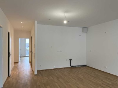 NEUBAU! Erstbezug großzügige 4-Zimmerwohnung mit Balkon und Loggia