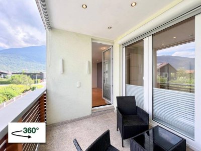 Wohnen mit Stil: Moderne 2-Zimmer-Wohnung mit Loggia und Bergblick