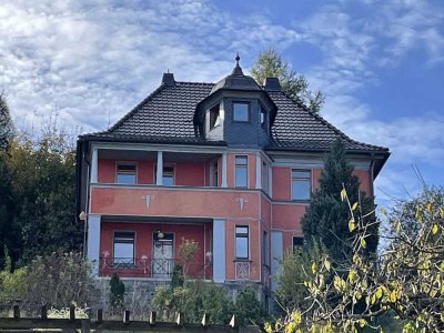 hier bleibt RESIDIEREN in Steinachs Fabrikanten-VILLA KEIN Traum