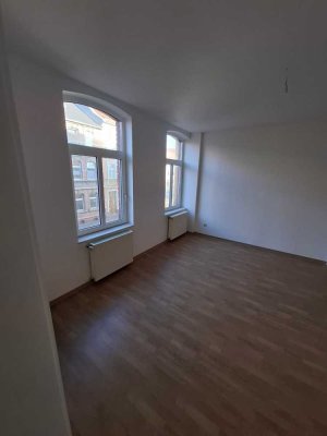 Charmante 2-Zimmer-Wohnung im Altbau – Komplett Renoviert (105)