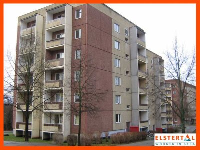 Kleine 2-Raum-Wohnung für Sportliche! Küche mit Fenster // Wannenbad // Balkon mit Weitblick!